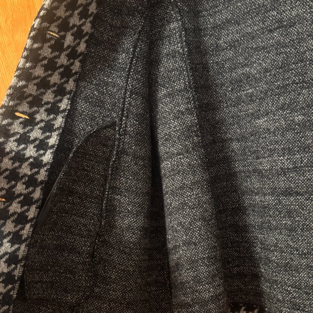 boutique Black and Gray Houndstooth wool jacket - Picture 4 of 9